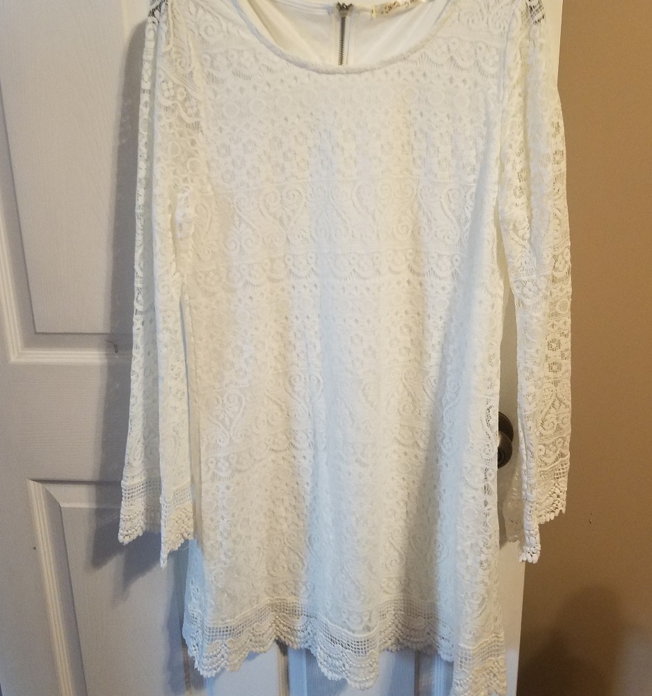 New Lacey white tunic